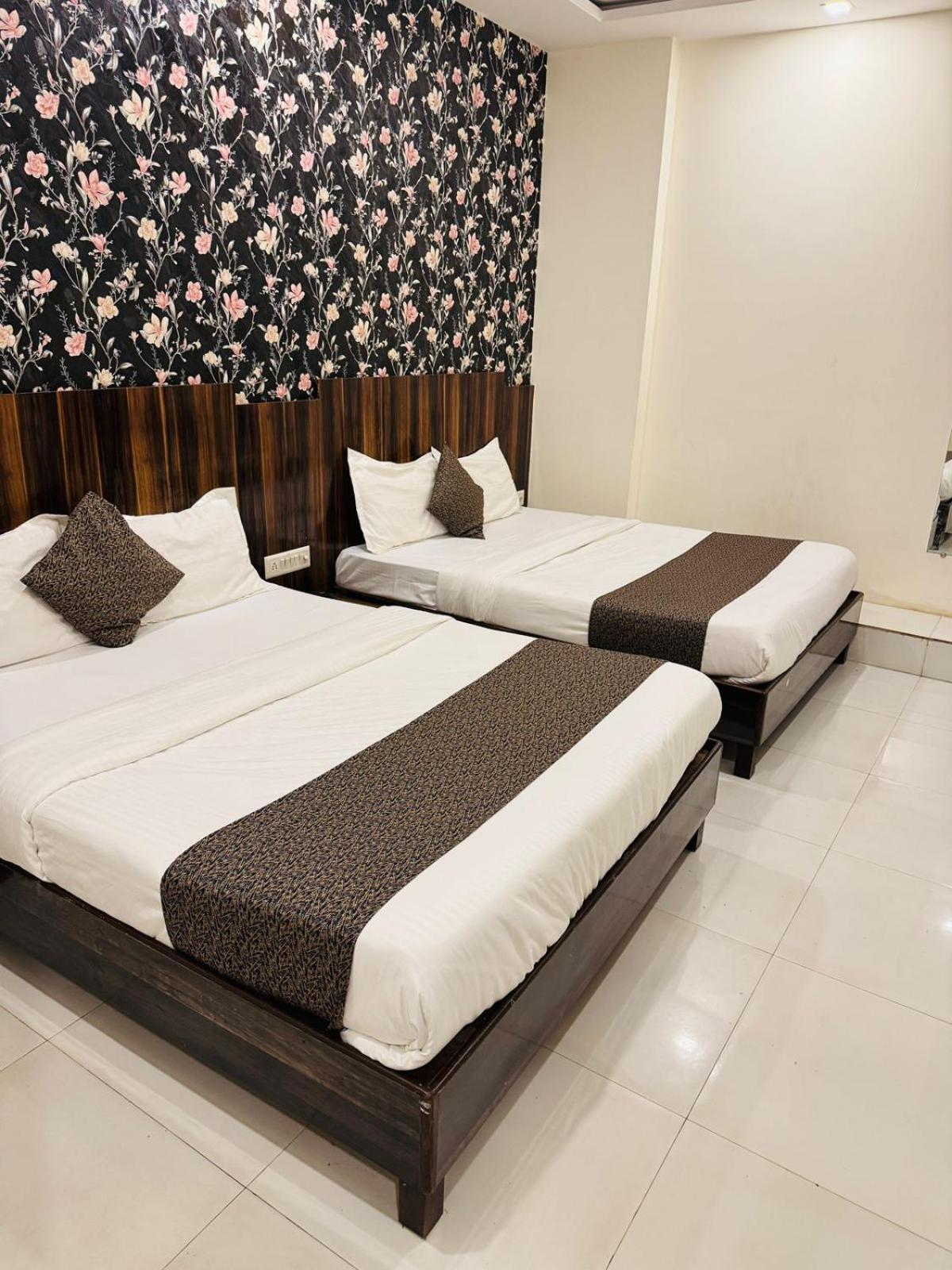Garden Palace Hotel